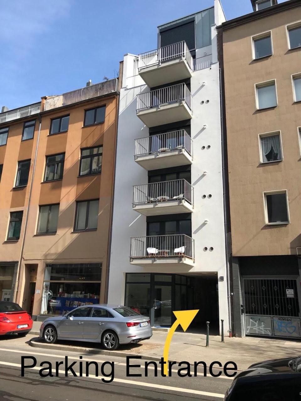 Bluestone Boarding Apartments Дюссельдорф Екстер'єр фото